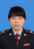 譚得連（藍）